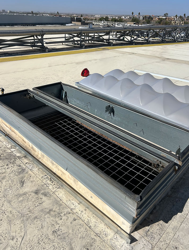 Smoke Vent Replacement - Albertsons - Irvine, CA. Skylite Tec